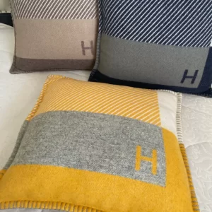 hermès H Riviera Pillow-Pollen