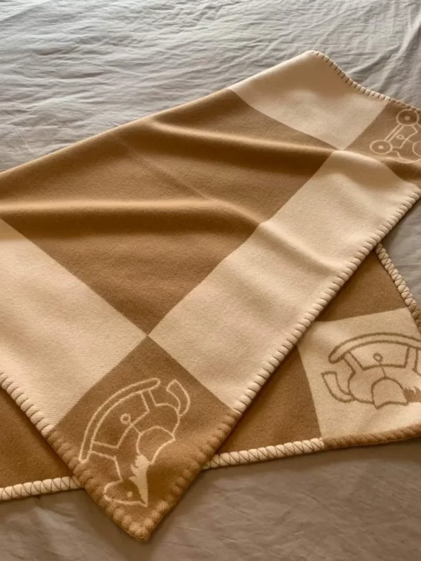 Avalon baby blanket hermes cheap