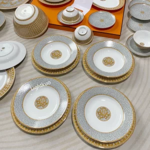 Hermès Mosaique au 24 Gold Set of 28 Tableware